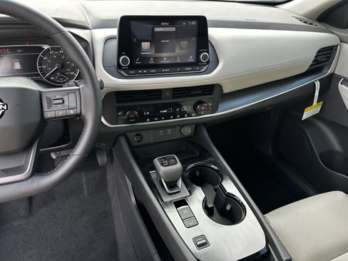 New 2026 Nissan Rogue SV image 30