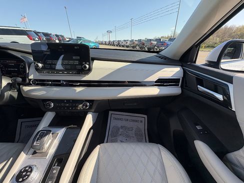 Used 2023 Mitsubishi Outlander SEL AWD/4WD image 24