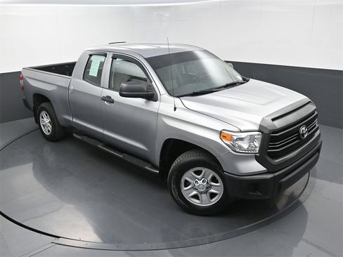 Used 2015 Toyota Tundra SR image 24