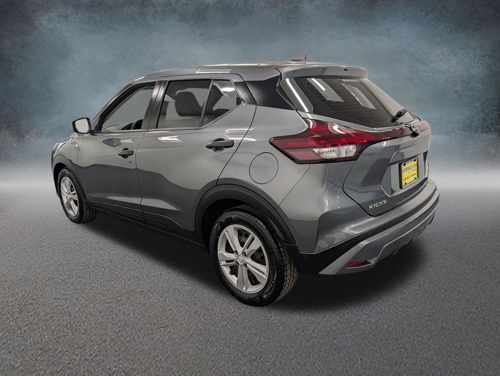 Used 2024 Nissan Kicks S FWD image 6