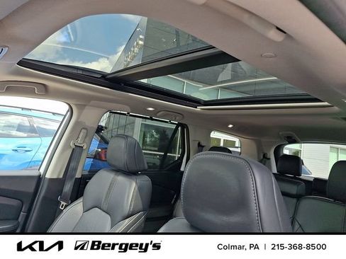 Used 2023 Honda Pilot Touring image 18