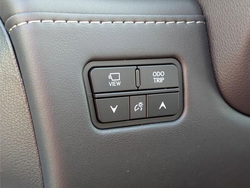 New 2026 Lexus LX 600 4WD w/ Luxury Package image 21