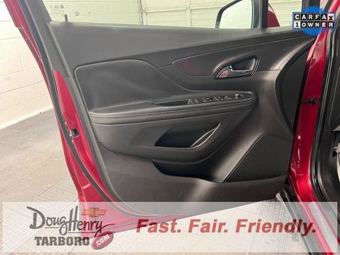 Used 2020 Buick Encore Preferred w/ Safety Package image 27