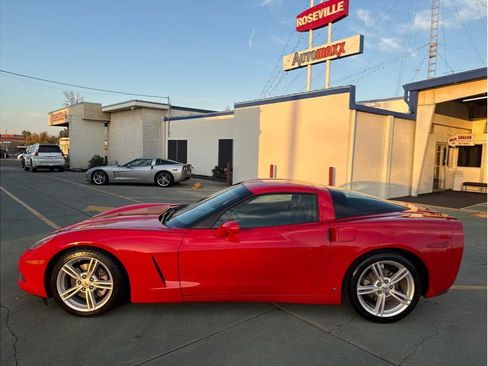 Used 2008 Chevrolet Corvette Coupe image 10