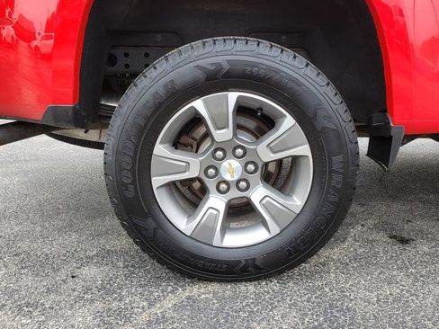 Used 2019 Chevrolet Colorado Z71 AWD/4WD image 9