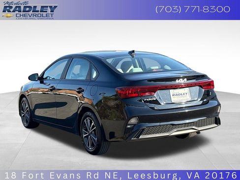 Used 2023 Kia Forte LXS image 3