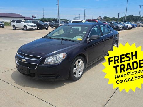 Used 2012 Chevrolet Malibu LS w/ LS Uplevel Package FWD image 1