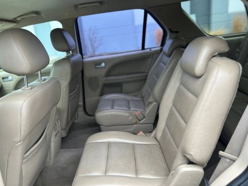 Used 2006 Ford Freestyle SEL image 16