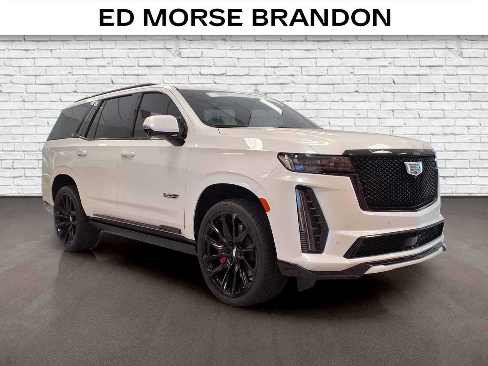 Certified 2023 Cadillac Escalade V w/ LPO, ONYX Package AWD/4WD image 6