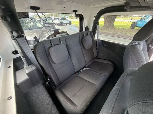 Used 2023 Jeep Wrangler Sport AWD/4WD image 21