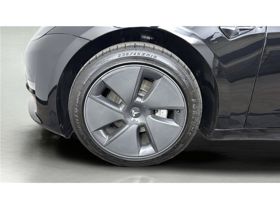 Used 2023 Tesla Model 3 Standard Range RWD image 38