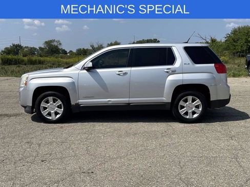 Used 2012 GMC Terrain SLE FWD image 2