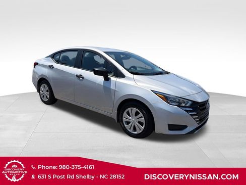 Certified 2025 Nissan Versa S w/ Trunk Package FWD image 4