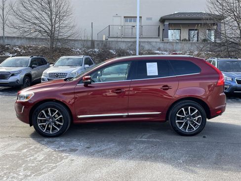 Used 2016 Volvo XC60 T6 image 2