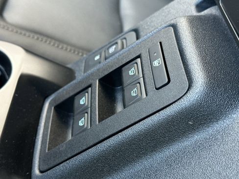 New 2026 Ford Bronco Badlands AWD/4WD image 12