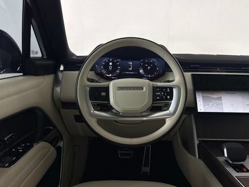 Used 2026 Land Rover Range Rover SE AWD/4WD image 37