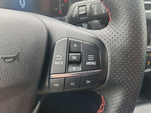 Used 2025 Ford Escape ST-Line AWD/4WD image 27