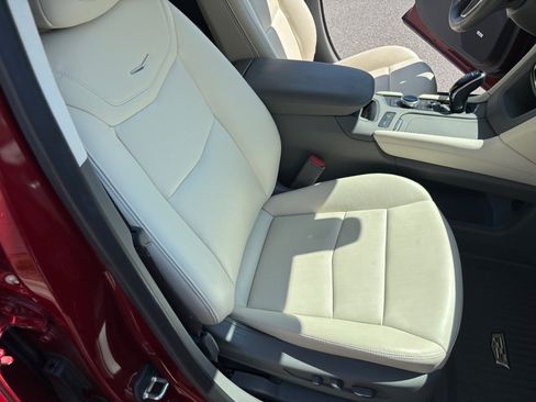Certified 2024 Cadillac XT5 Premium Luxury w/ LPO, Floor Liner Package FWD image 28