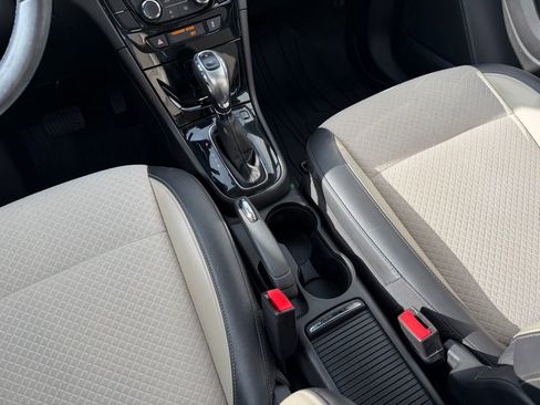 Used 2018 Buick Encore Preferred image 17