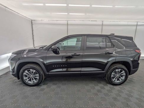 New 2026 Chevrolet Equinox LT image 3