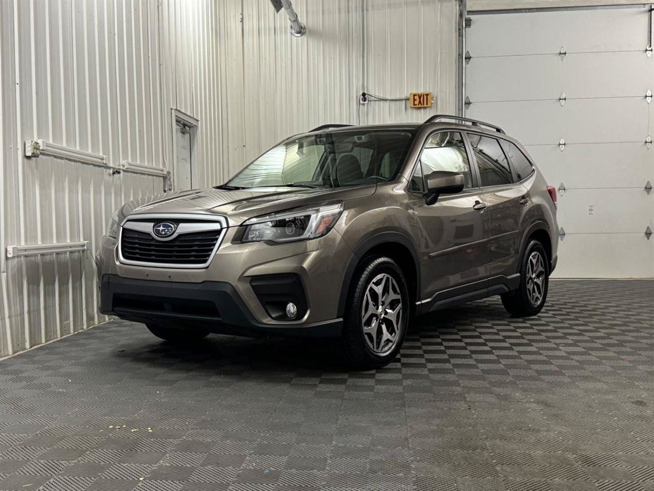 Used 2021 Subaru Forester Premium AWD/4WD image 1