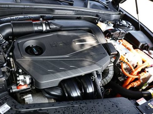 Certified 2025 Hyundai Sonata SEL FWD image 29