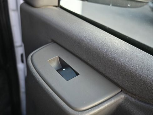 Used 2017 Chevrolet Express 3500 LT w/ LT Preferred Equipment Group image 30