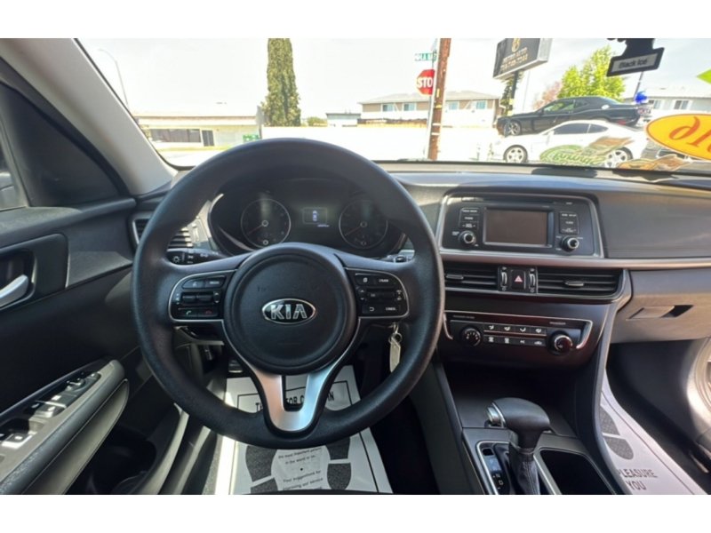 Used 2016 Kia Optima LX FWD image 22