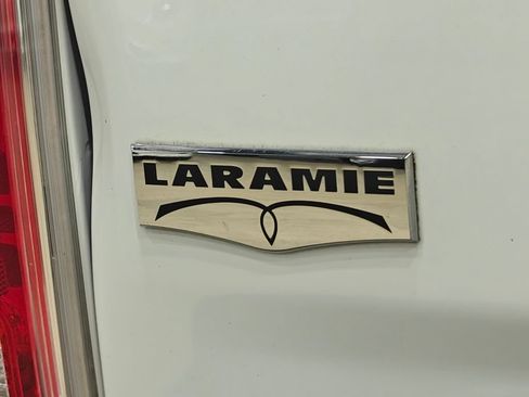Used 2017 RAM 1500 Laramie w/ Convenience Group AWD/4WD image 63