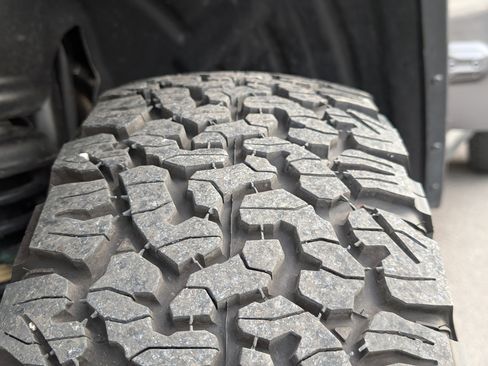 Used 2025 Jeep Wrangler Unlimited Rubicon 4xe w/ Convenience Group image 33