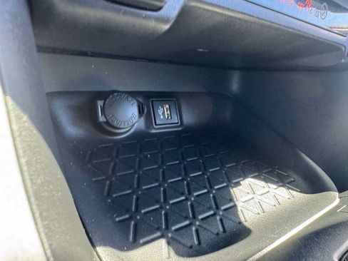 Certified 2025 Toyota RAV4 XLE AWD/4WD image 36