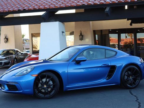 Used 2017 Porsche 718 Cayman image 5