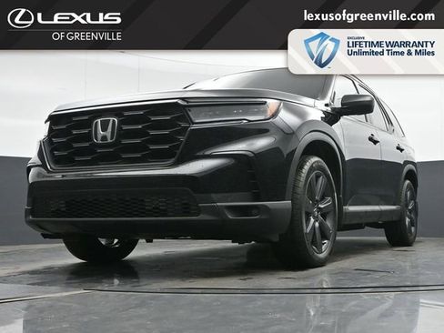 Used 2025 Honda Pilot Sport image 15