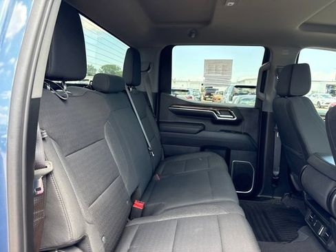 Used 2024 Chevrolet Silverado 1500 LT AWD/4WD image 33
