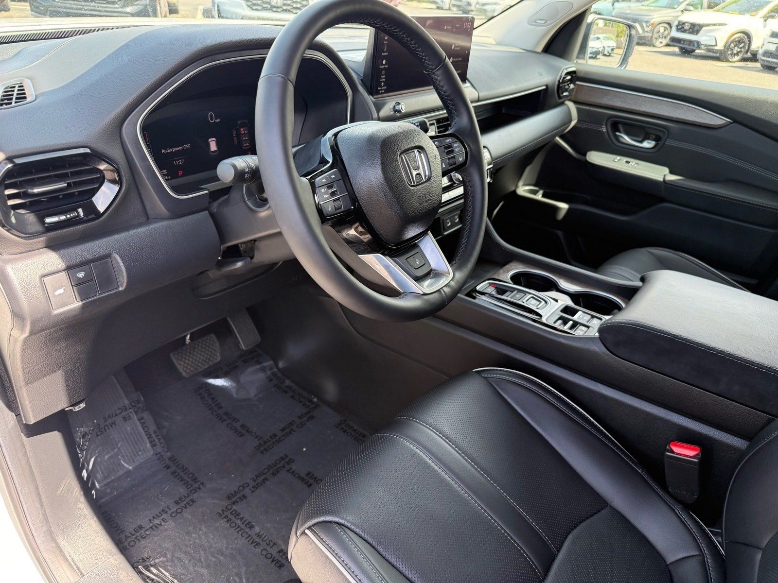 Used 2026 Honda Pilot Elite image 12