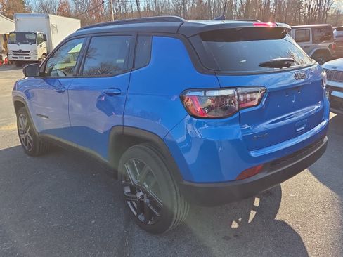 New 2026 Jeep Compass Limited image 8