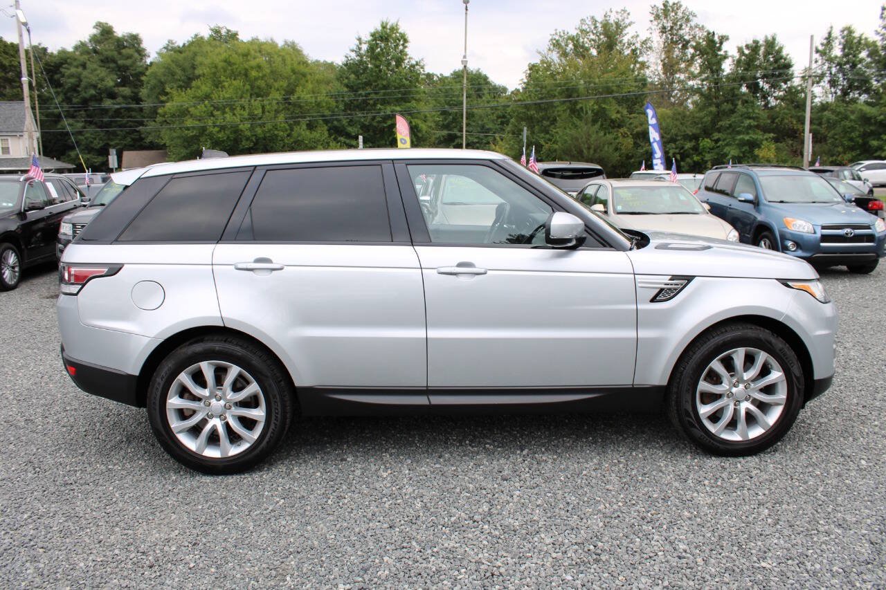 Used 2017 Land Rover Range Rover Sport HSE AWD/4WD image 6