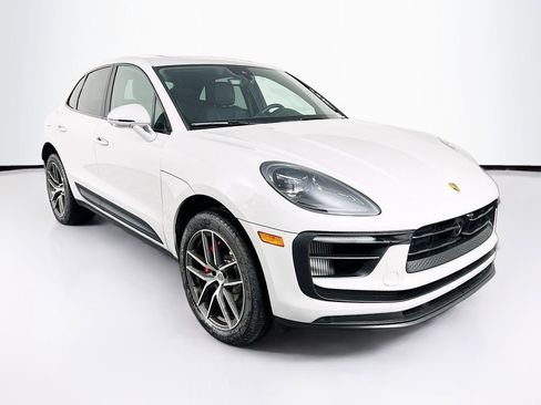 New 2026 Porsche Macan S image 7