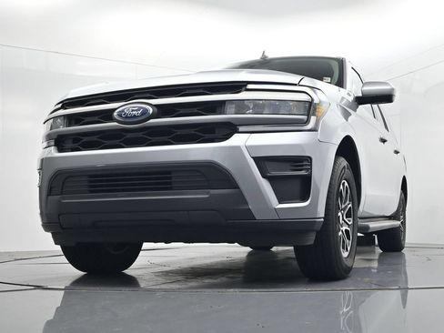 Used 2024 Ford Expedition Max XLT AWD/4WD image 40