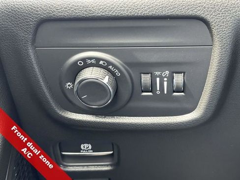 New 2025 Jeep Grand Cherokee L Altitude image 20