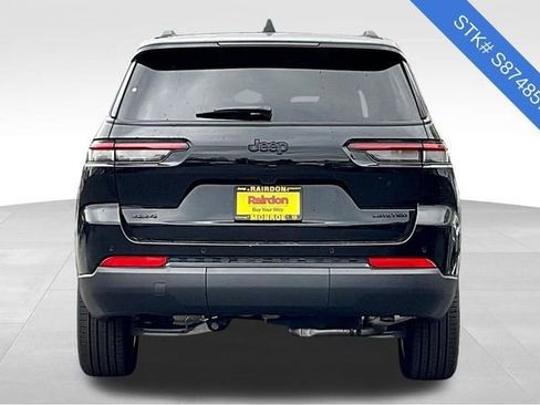 New 2025 Jeep Grand Cherokee L Limited w/ Black Appearance Package image 4