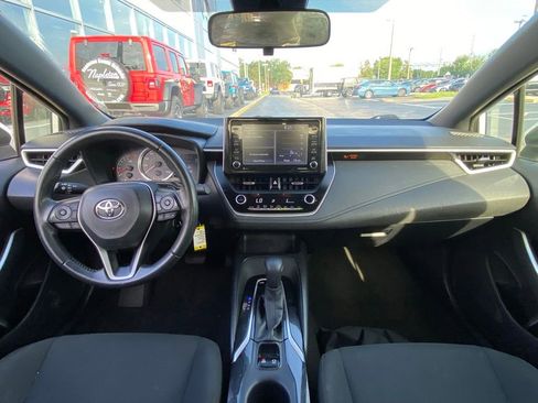 Used 2021 Toyota Corolla SE FWD image 17