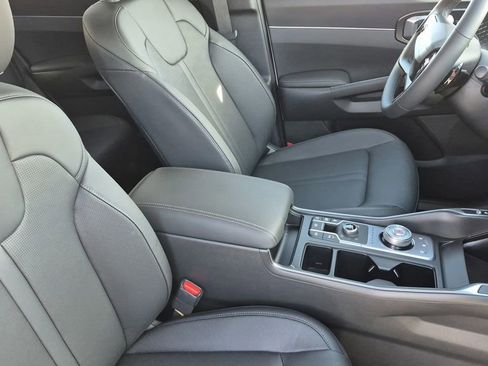 New 2026 Kia Sorento EX image 16