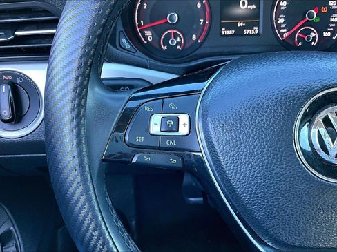 Used 2021 Volkswagen Passat 2.0T SE image 19