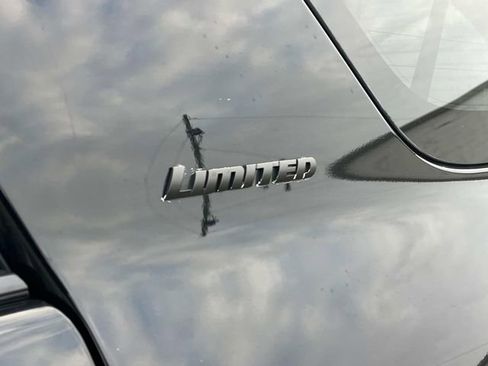 Used 2020 Toyota 4Runner 4WD image 10