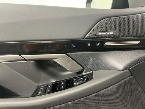New 2026 BMW 530i w/ Executive Package RWD image 24