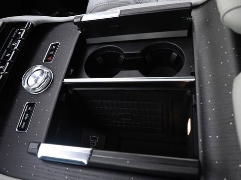 New 2025 Lincoln Navigator L Black Label image 29