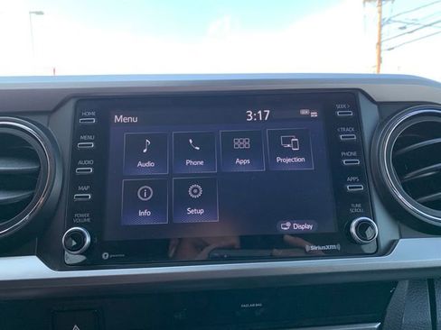 Used 2020 Toyota Tacoma SR5 image 22