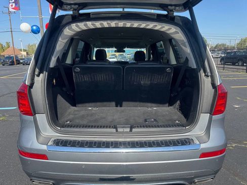 Used 2016 Mercedes-Benz GL 450 4MATIC image 31