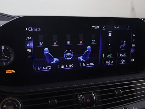 Used 2021 Lexus LS 500 AWD image 37